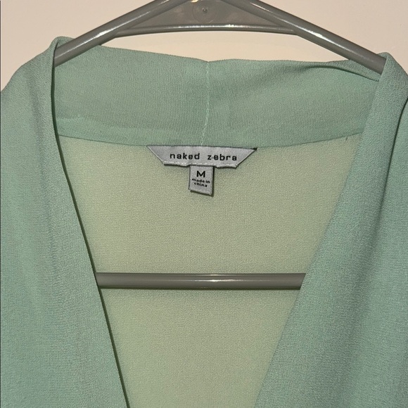 Naked Zebra Green Wrap Sleeveless Blouse - Picture 3 of 5